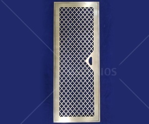 Дверца латунная с орнаментом