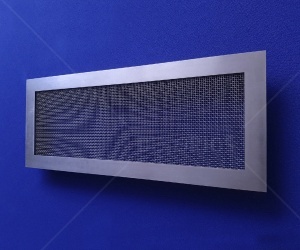 Решётка вентиляционная ячеистая из стали 400×150мм
