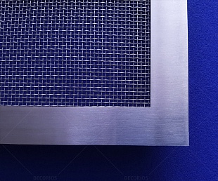 Решётка вентиляционная ячеистая из стали 400×150мм (фото 4)