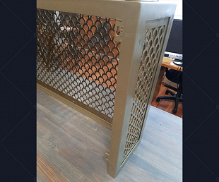 Экран декоративный на радиатор отопления 1500х550х220. Латунь, сталь, алюминий (фото 4)